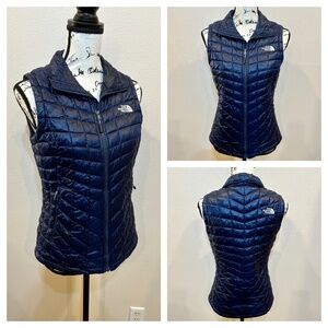 The North Face Thermoball Insulated Down Alternative Puffer Vest Layering Jacket